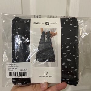 Baggu for Oiselle big reusable bag